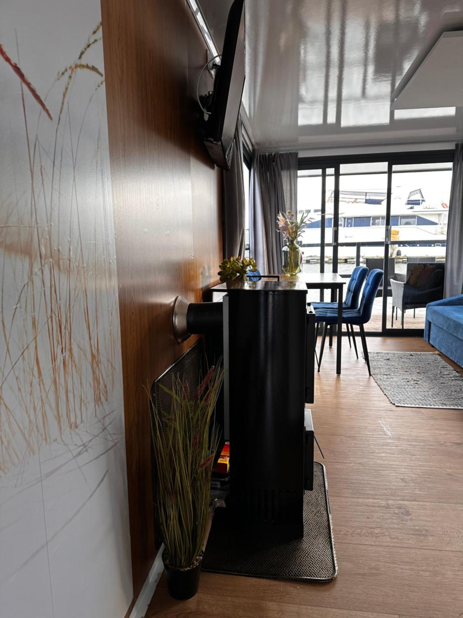 Apartamento Premium Hausboot Trave Traum Lubeca Exterior foto